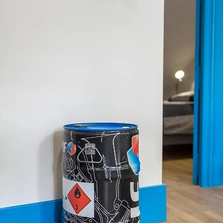 24h Au Mans Apartman *